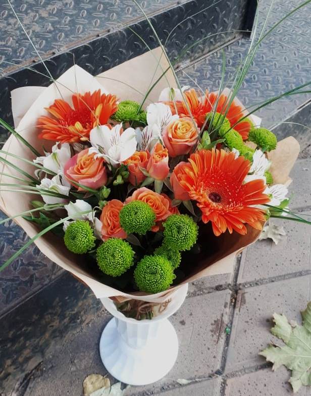 Букет цветов из: Герберы, Хризантемы, Альстромерии и Розы в Калистово