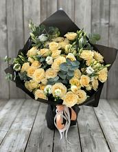 Букет цветов из:  Розы и Лизиантусы #REPLACE_PRED# Калистово