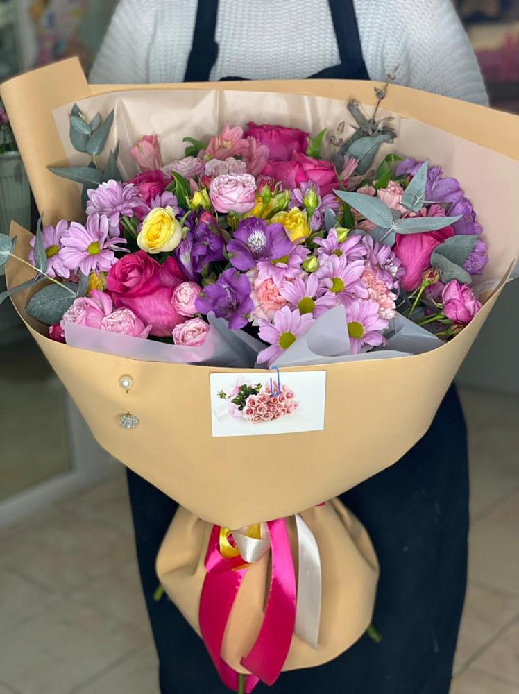 Букет цветов из: Хризантемы, Гвоздики и Альстромерии в Калистово