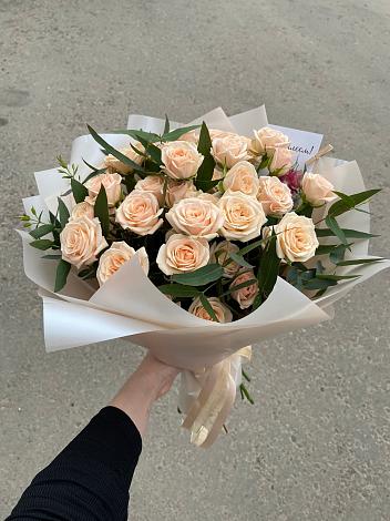 Букет Кремовые розы Латте в Калистово