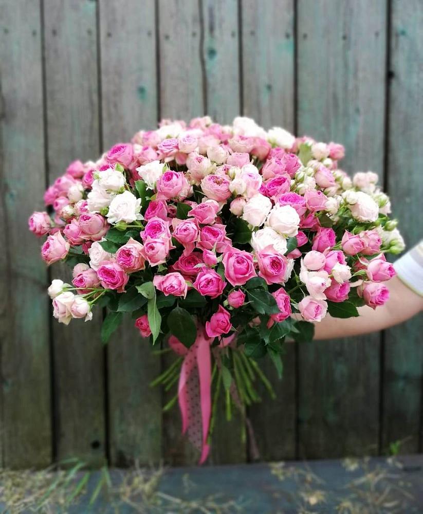 Букет Розовые кустовые розы Натали и Лав Лидия в Калистово