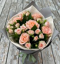 Букет цветов из:  Розы в Калистово