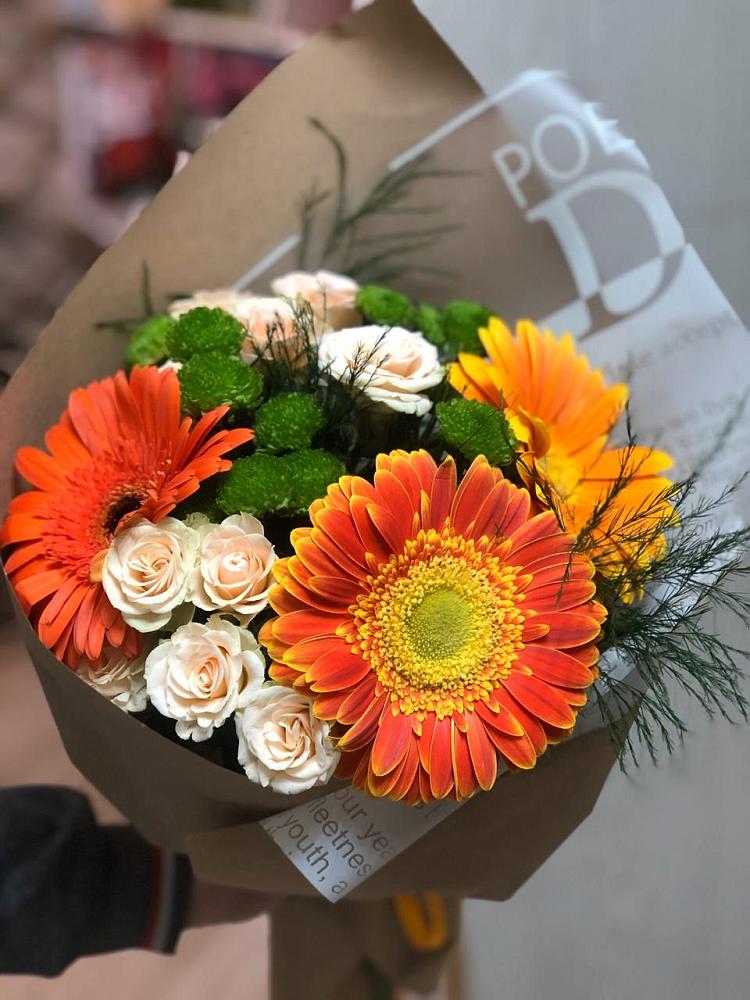 Букет цветов из: Герберы, Хризантемы и Розы в Калистово