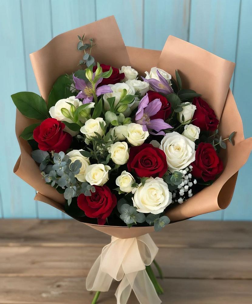 Букет цветов из: Розы и Альстромерии в Калистово