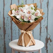 Букет цветов из:  Орхидеи и Розы в Калистово