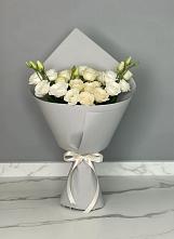 Букет цветов из:  Розы и Лизиантусы в Калистово